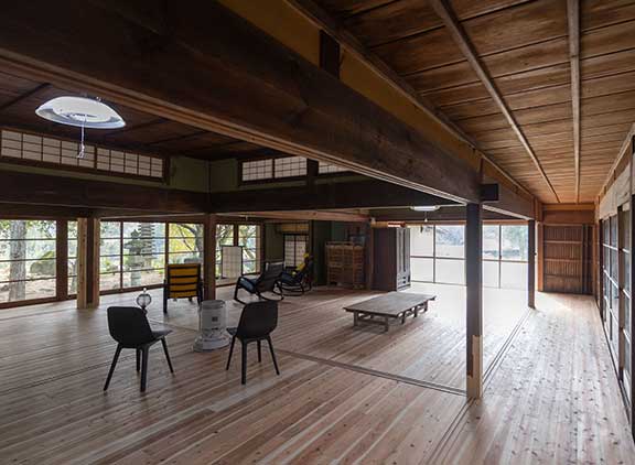 母屋